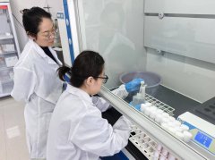 <b>市粮食和物资储蓄局及核心全体工连合二心、送</b>